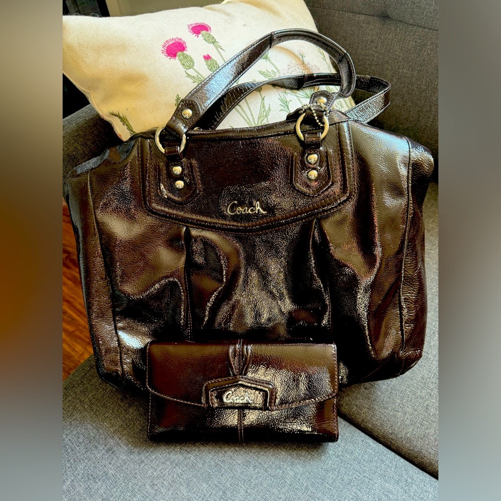 Authentic Coach genuine Brown patent leather hobo bag with matching wallet.